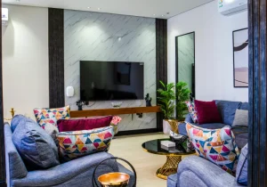 أفخم فيلات الرياض مع مسبح وحديقة خاصة لكل العائلة والأصدقاء